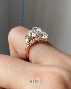 Antique Shape Design Total 3.15 CT Three Stone Round Cut Moissanite Wedding Ring