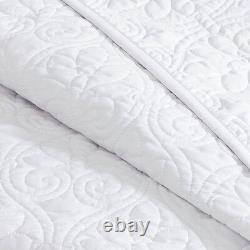 Beautiful X Extra Large White Classic Scroll Stitch Bedspread Quilt Set King Sz
