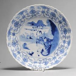 High Quality Antique 18th c Kangxi Chinese Porcelain Dish Qing Hunters Blue a