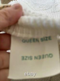 Vintage Bates George Washington Choice white cotton Queen coverlet pre-owned